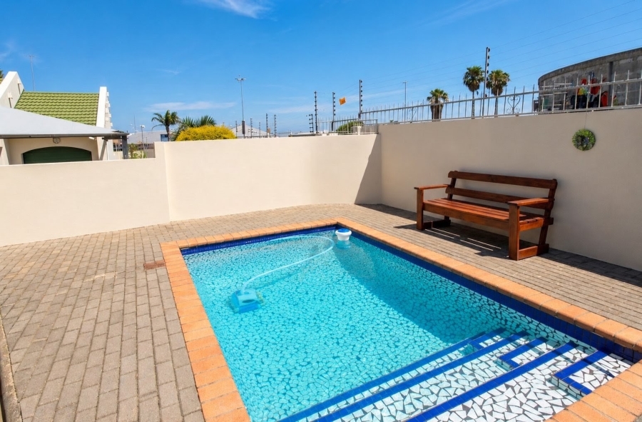 2 Bedroom Property for Sale in Gonubie North Eastern Cape